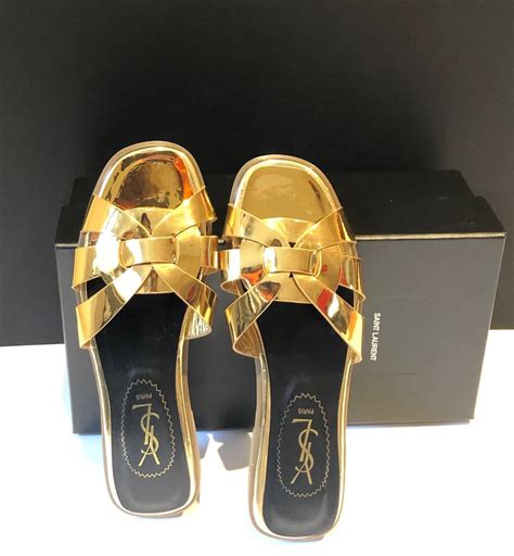 yves Saint Laurent flat sandals